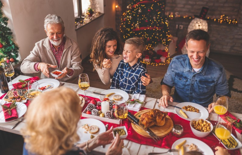 6 dicas para evitar exageros nas festas de fim de ano.