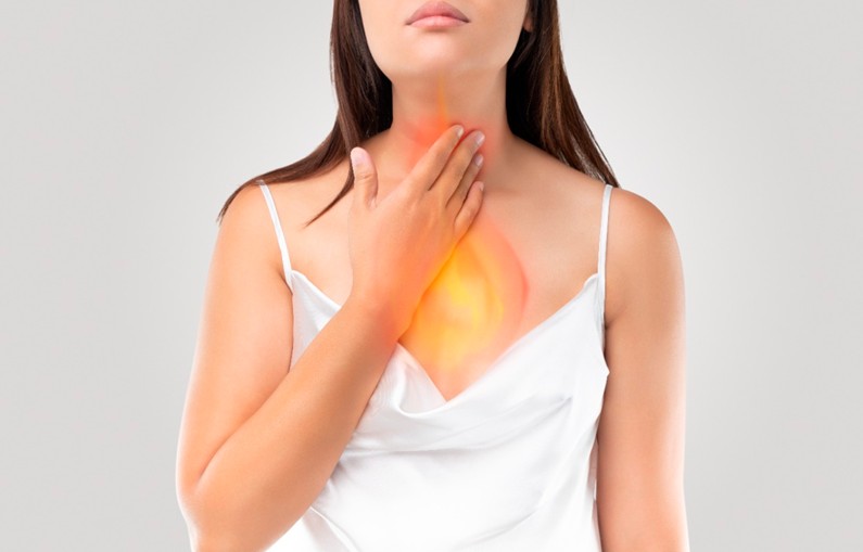Como o refluxo gastroesofágico é tratado?