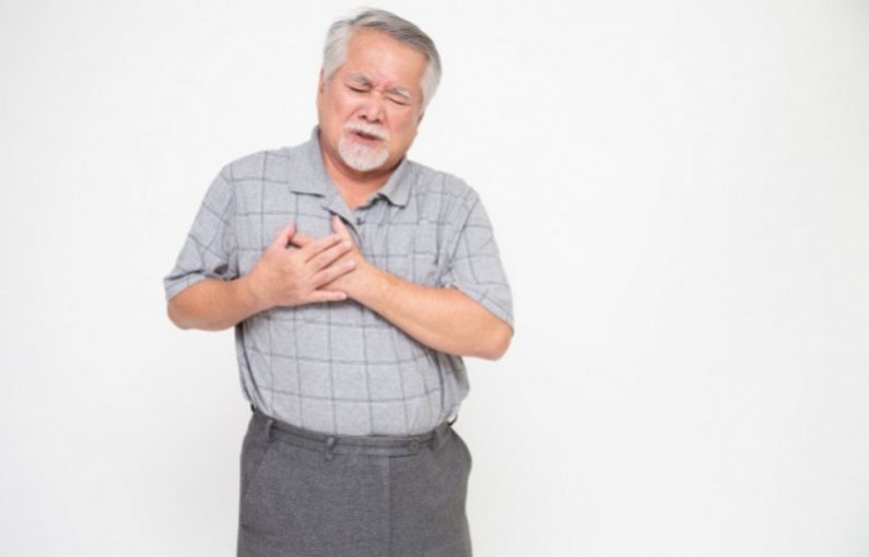 Hérnia de hiato pode ser confundida com refluxo e infarto.