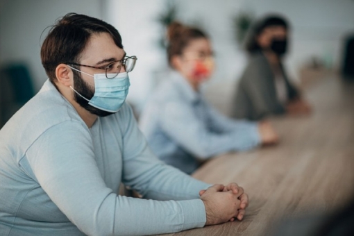 A obesidade está associada a infertilidade e queda dos níveis de testosterona nos homens?